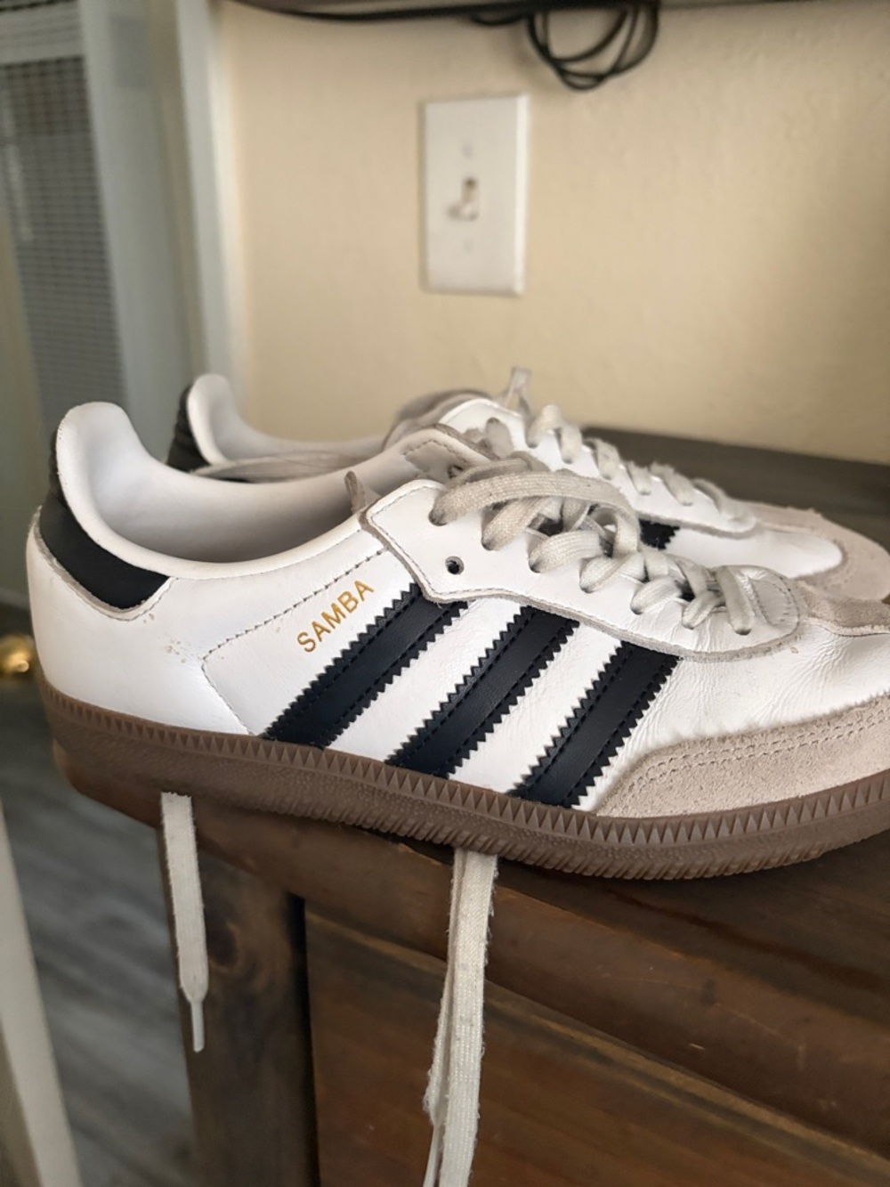 Size 3.5 YOUTH - Picture 2 of 3
